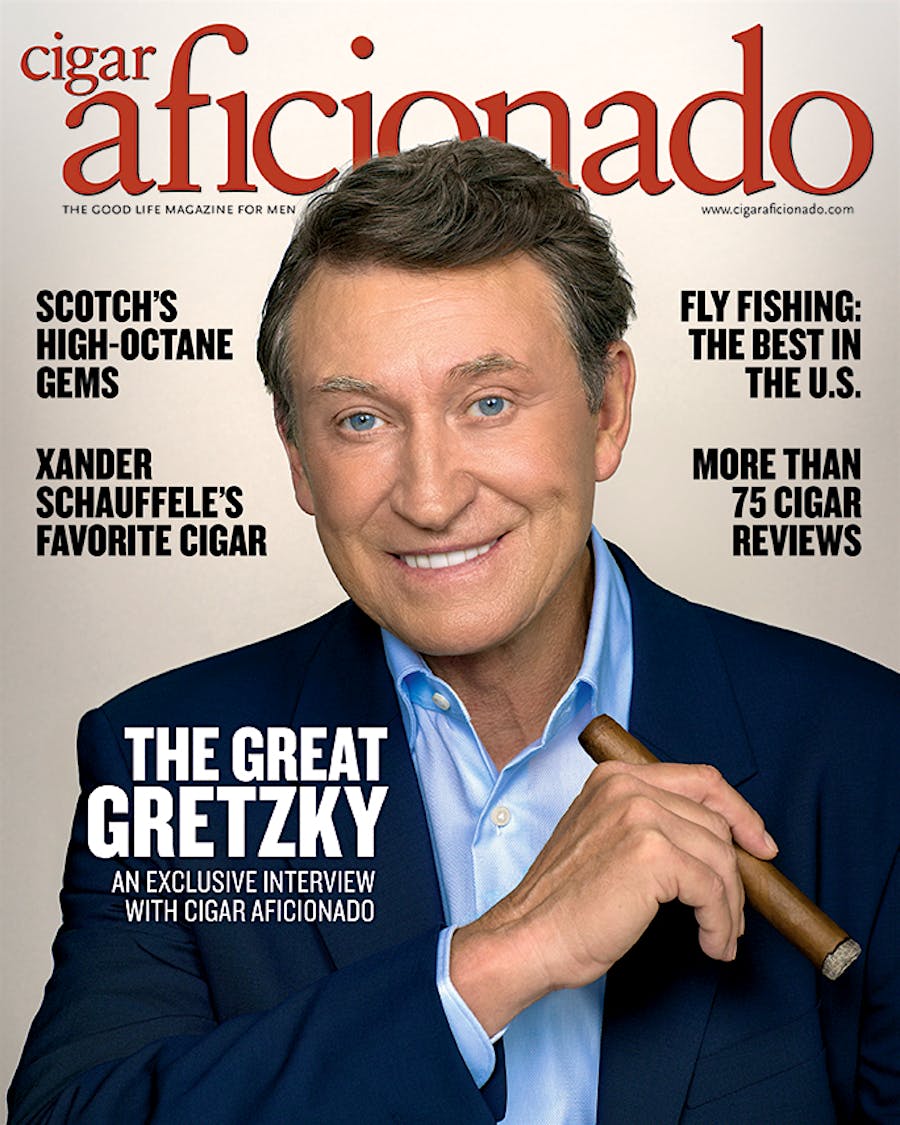 Cigar Aficionado magazine cover featuring Wayne Gretzky holding a cigar.
