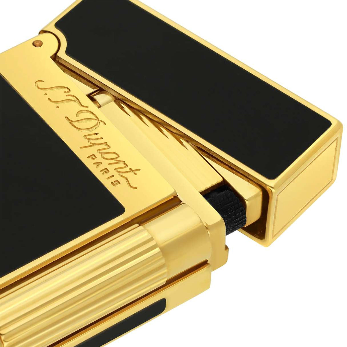 S.T. Dupont Lacquer Line 2 Double Soft Flame Cigar Lighter - Black Lacquer and Gold -  Details