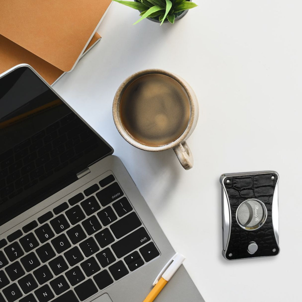 Brizard & Co Elite Crocodile Black Double Blade Cigar Cutter  - Flatlay