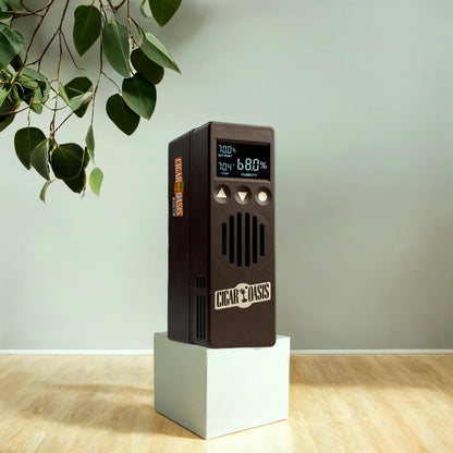 Cigar Oasis Plus 3.0 Electronic Humidifier - Lifestyle image