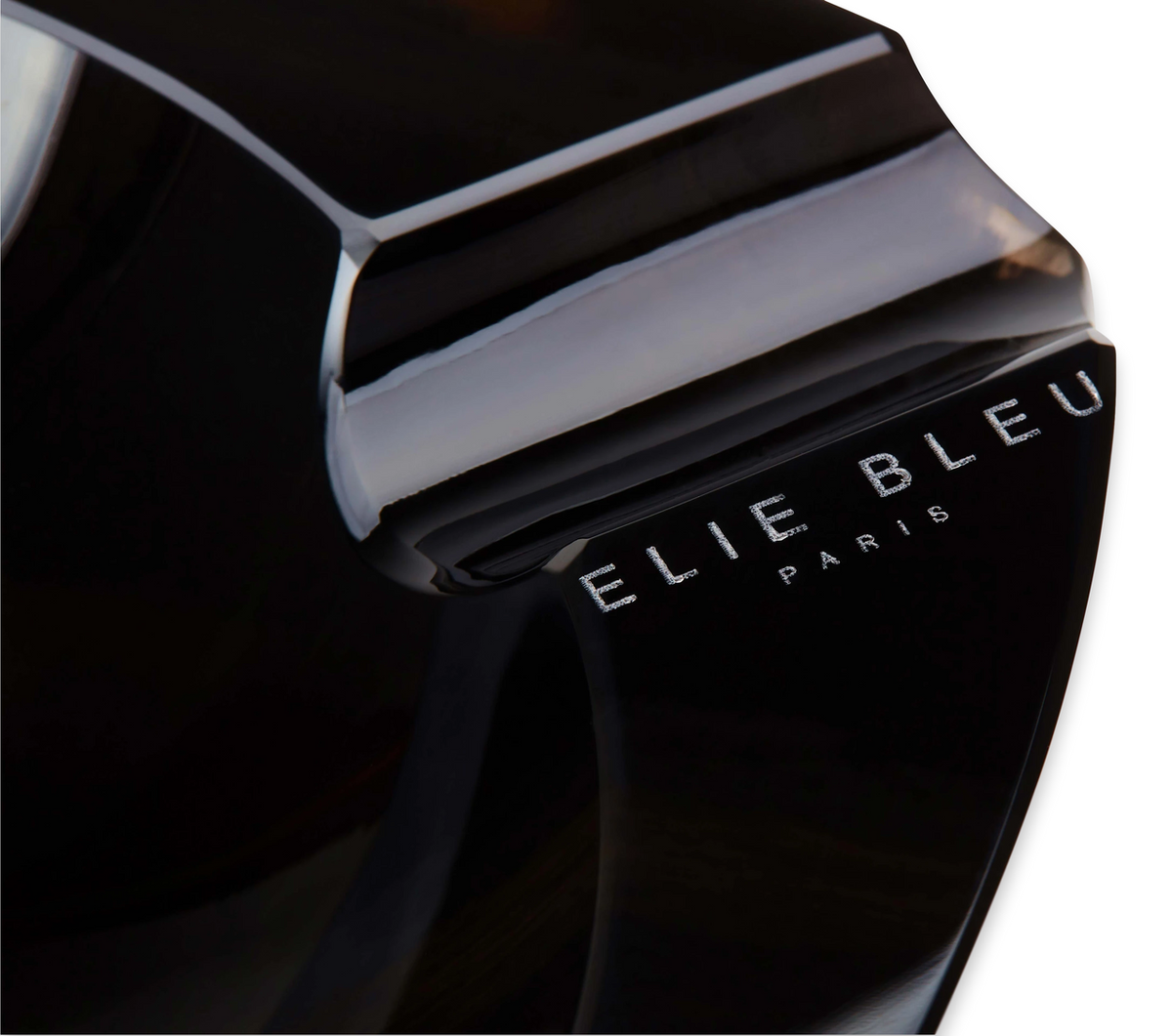 Elie - Bleu - Black - Obsidian - Stone - 3 - Cigar - Ashtray - Obsidian - Collection - Exterior - Closeup - Logo
