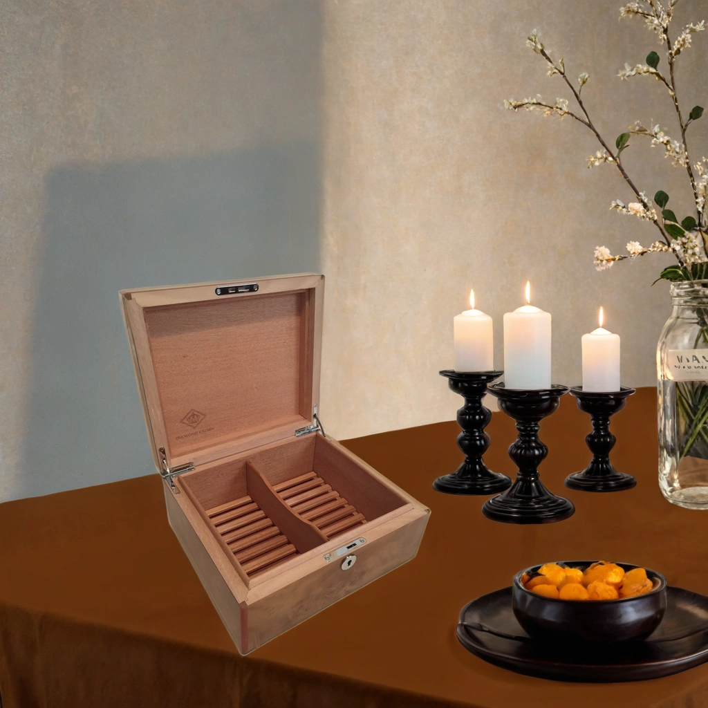 Diamond Crown Wesley 40-Cigar Desktop Humidor - St. James Series