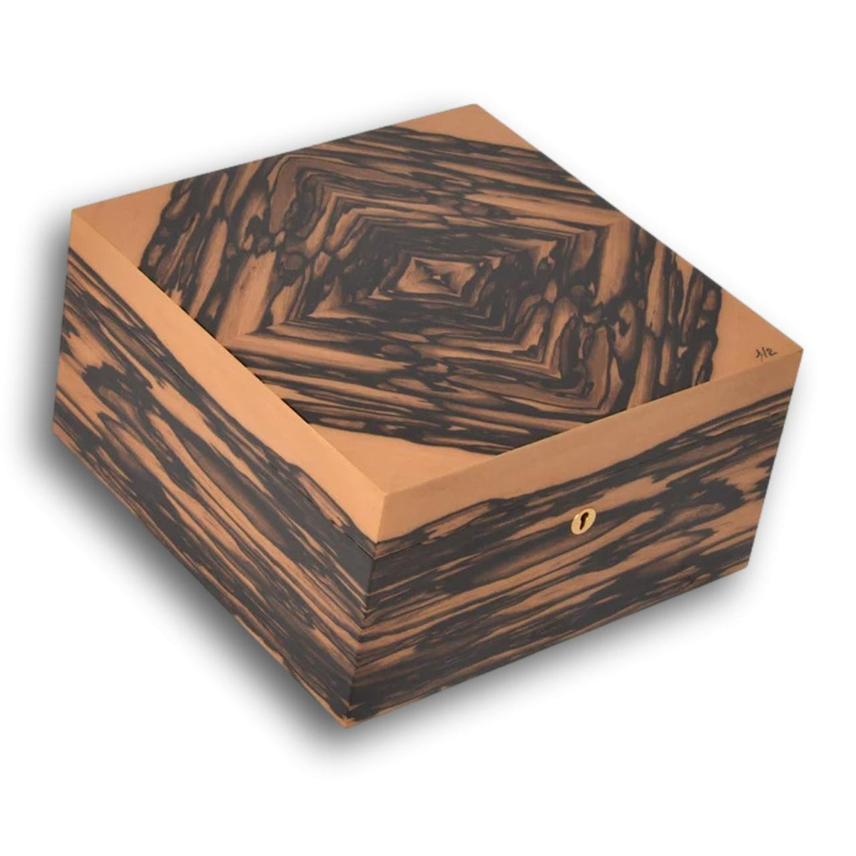 Elie Bleu Royal Ebony Cigar Desktop Humidor - Royal Ebony - Main Image - Right Facing