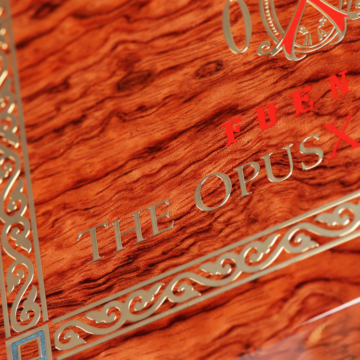 Elie Bleu OpusX El Rojo 75-Cigar Desktop Humidor - Details