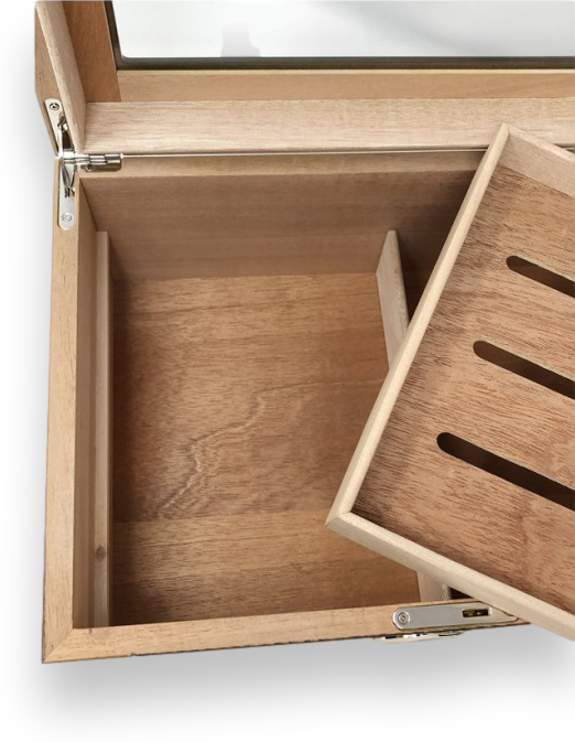 Prestige Berkeley II 100-Cigar Desktop Humidor  - Interior with Tray